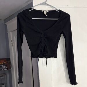 H&M Black Long Sleeve Ruched Crop Top
